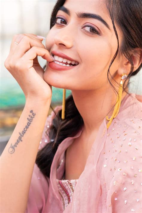 Rashmika Mandanna Video Porno .